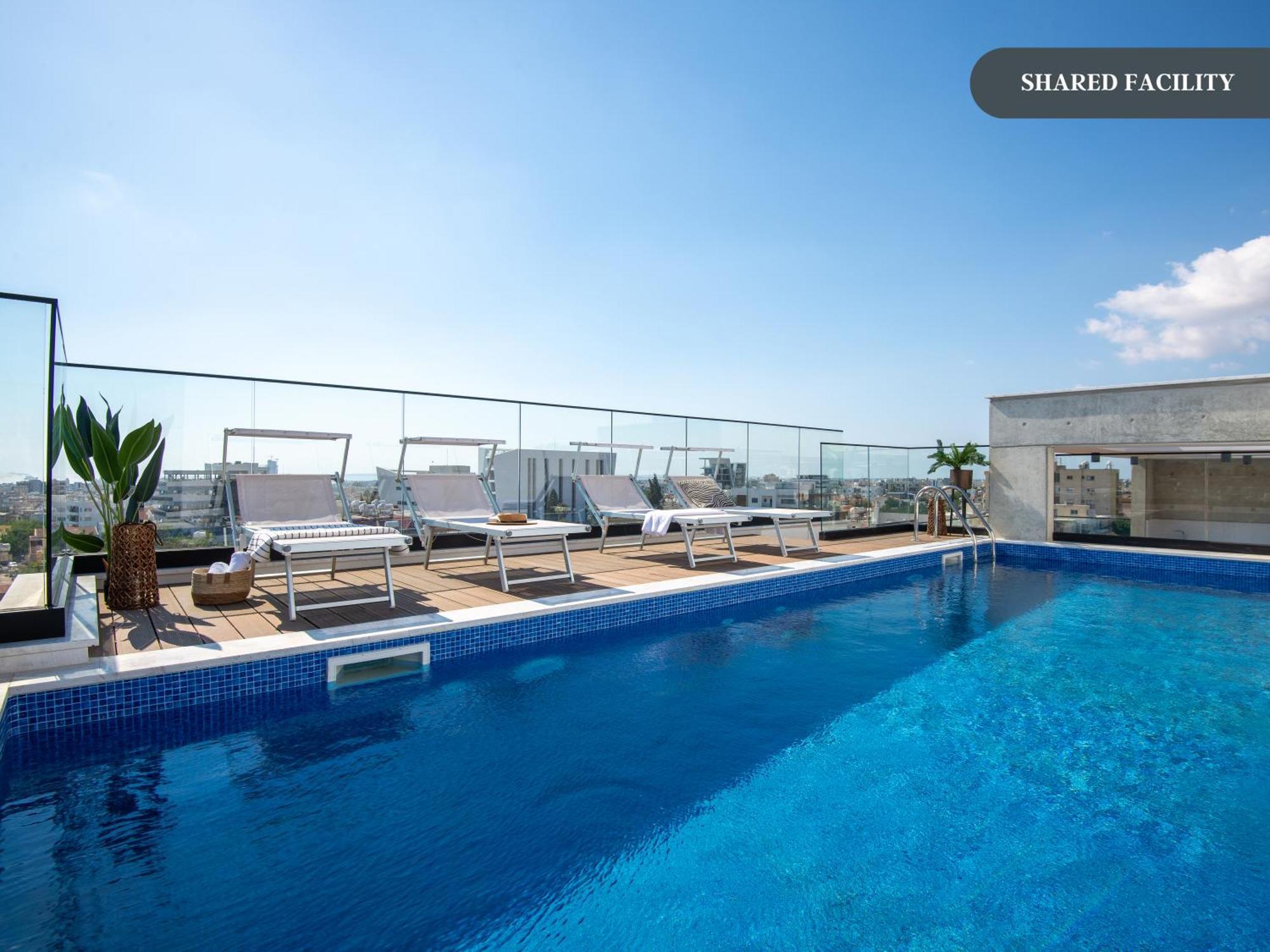 Sanders Crystal 1 Limassol Exteriör bild