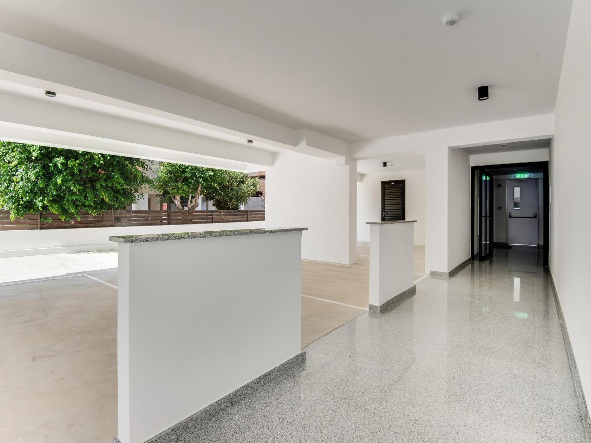 Sanders Crystal 1 Limassol Exteriör bild